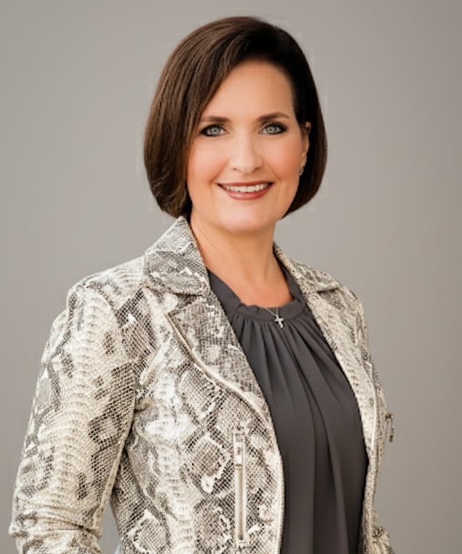 Whitney Brooks, Founder and Career Advisor at The Work Life Upgrade, recruiter-led career advisory for experienced professionals
